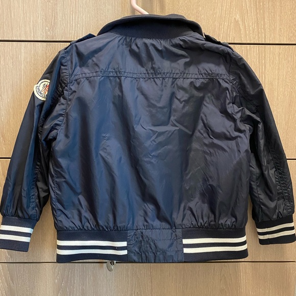 Moncler wind jacket (2yrs) - Picture 5 of 8